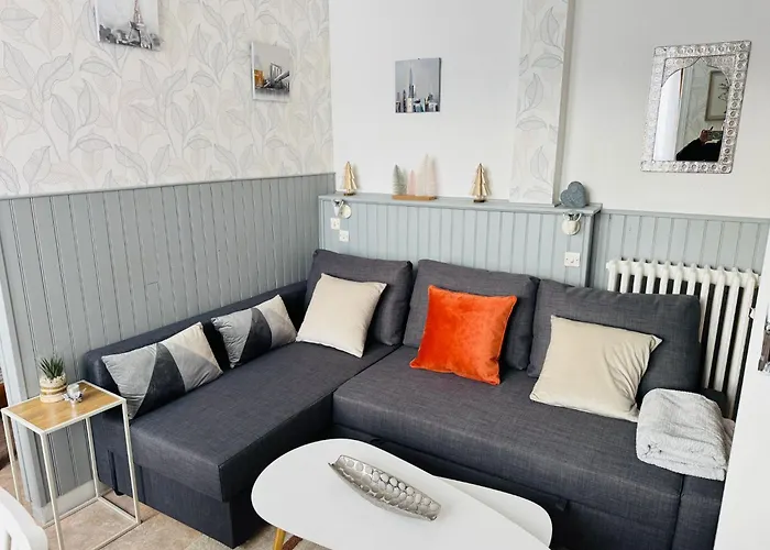 Situé Au Cœur Du Village Du Mont-dore Mont-Dore